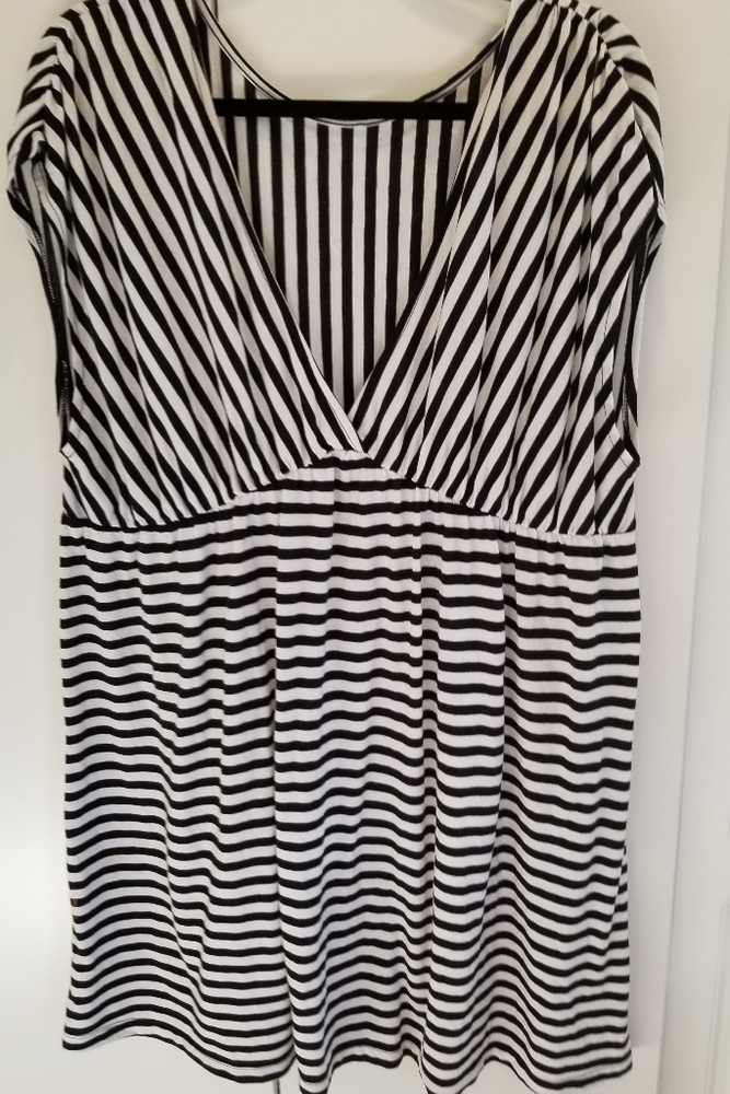 Pullover tunic - Picture 2 of 2